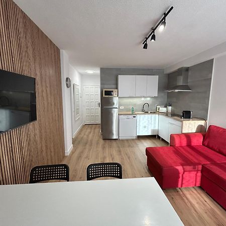Modern Apartment, Heated Pool & 2 Terraces Los Cristianos  Buitenkant foto
