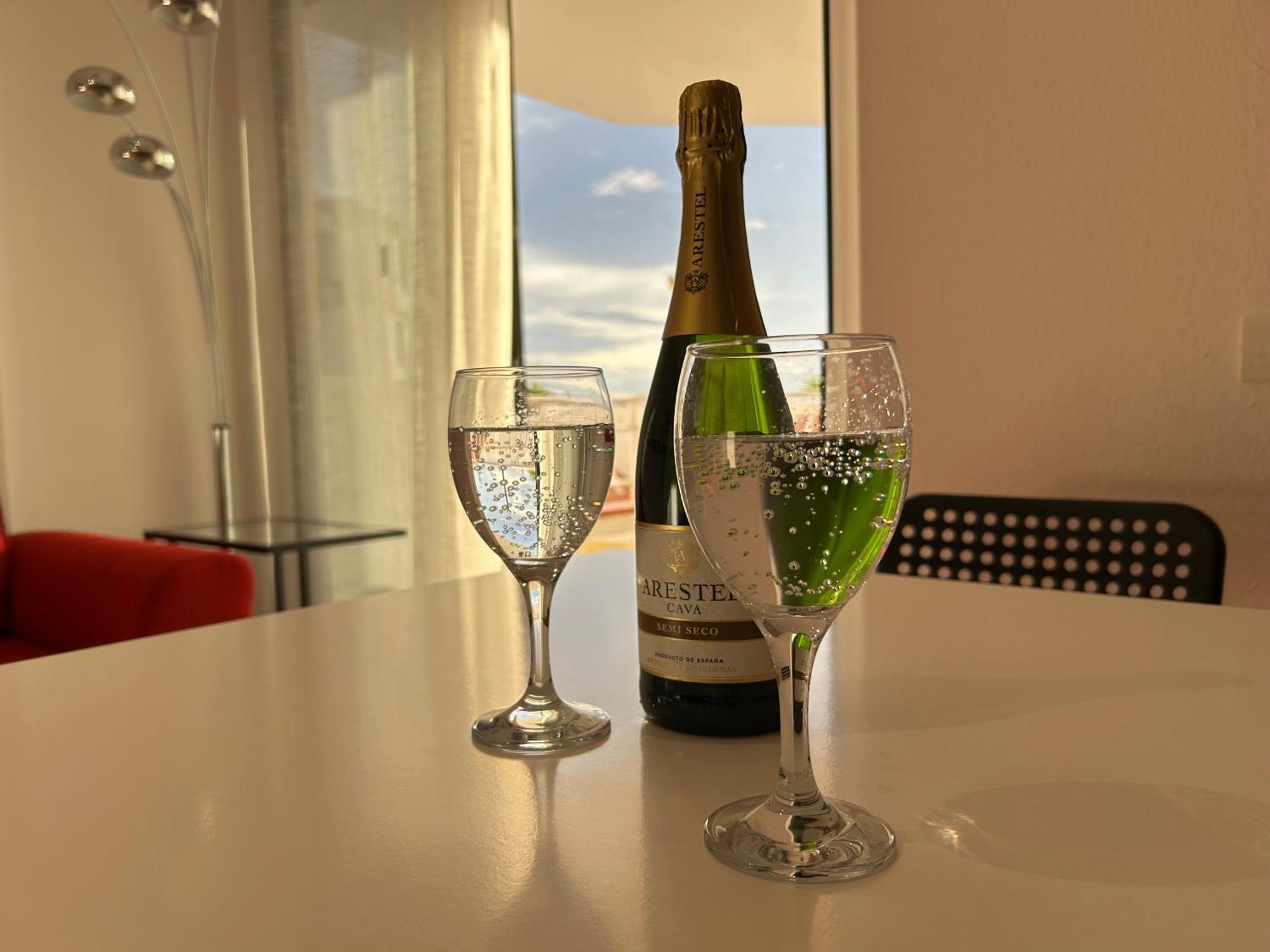 Modern Apartment, Heated Pool & 2 Terraces Los Cristianos  Buitenkant foto