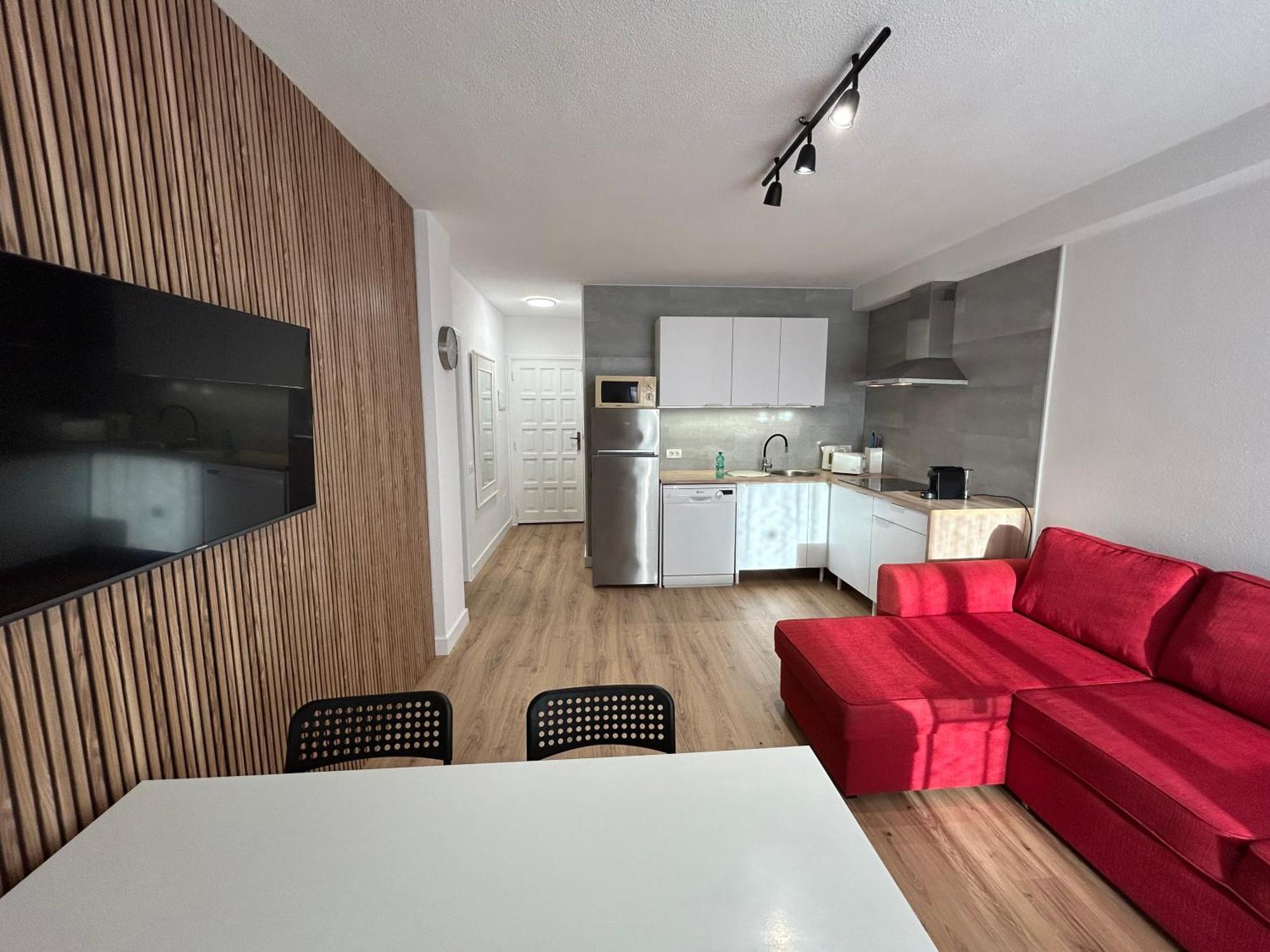 Modern Apartment, Heated Pool & 2 Terraces Los Cristianos  Buitenkant foto